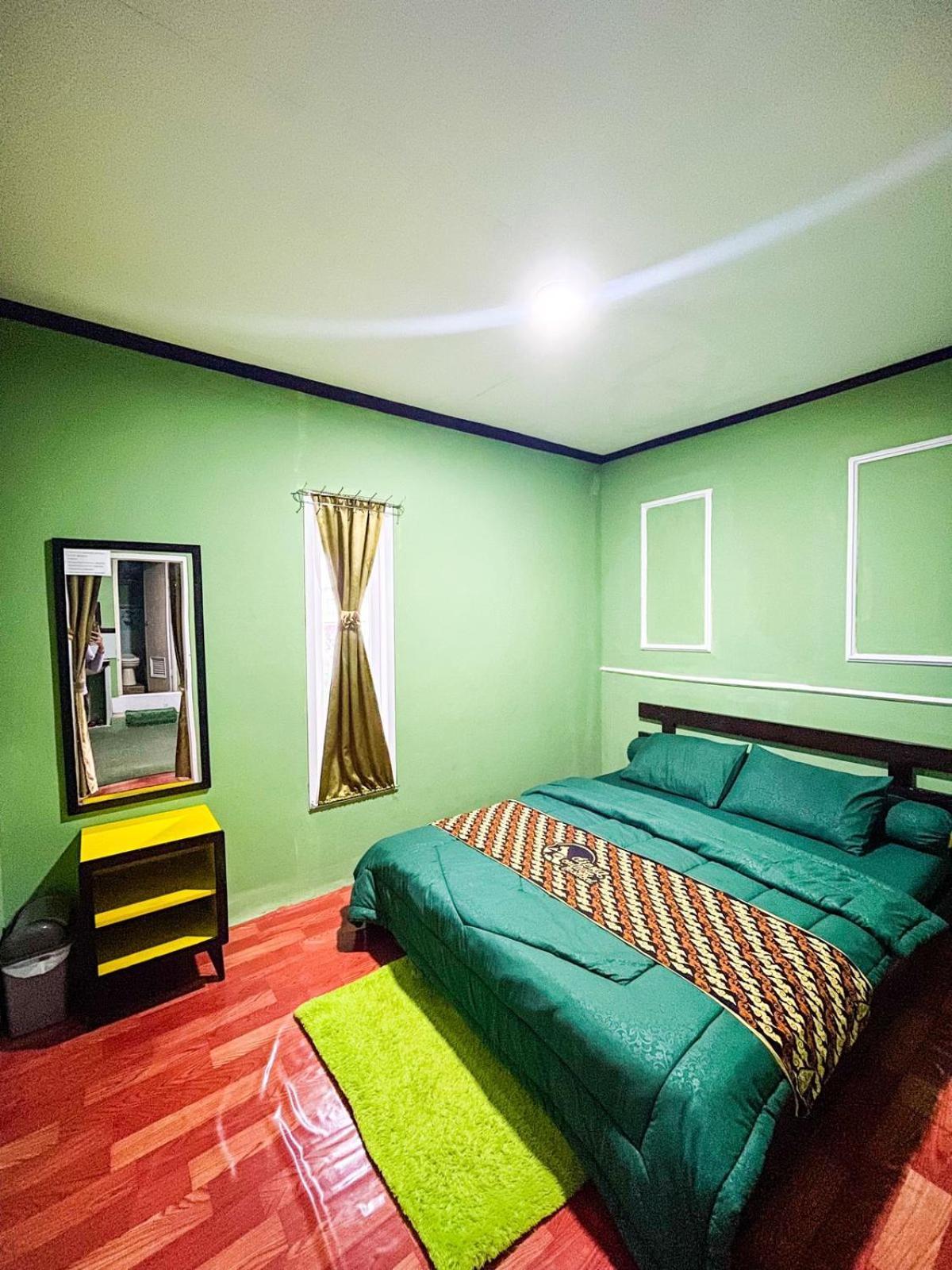 Green Savannah Homestay Syariah Diyeng Extérieur photo