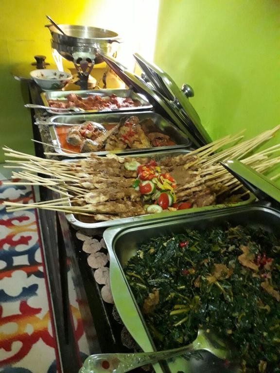 Green Savannah Homestay Syariah Diyeng Extérieur photo