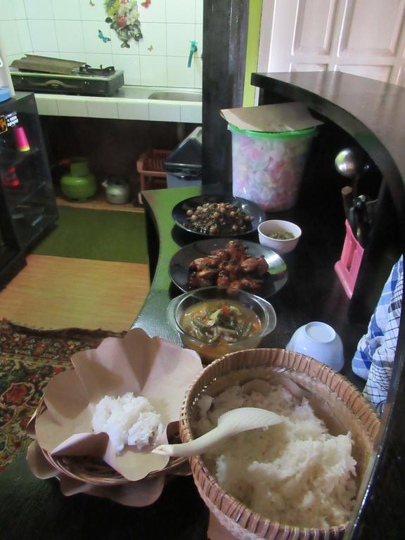 Green Savannah Homestay Syariah Diyeng Extérieur photo