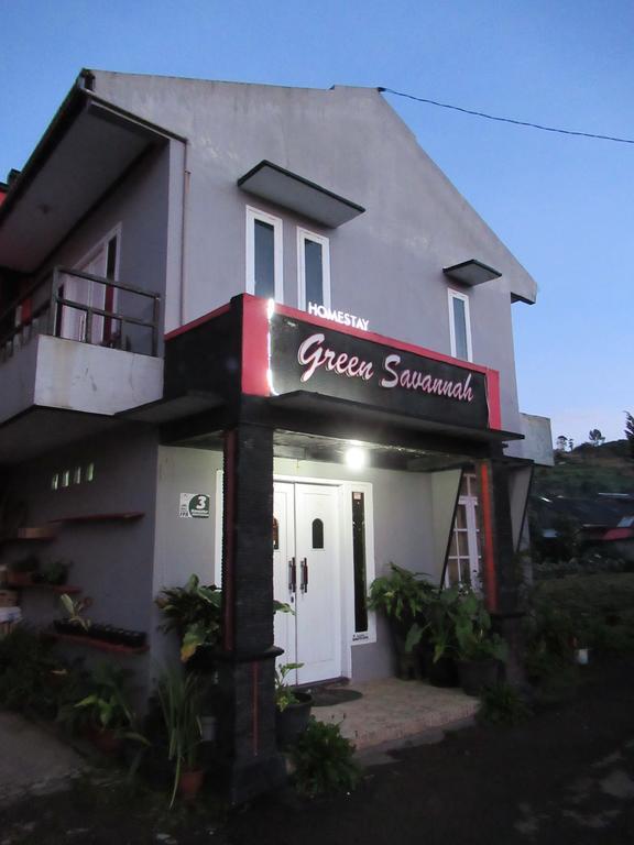 Green Savannah Homestay Syariah Diyeng Extérieur photo